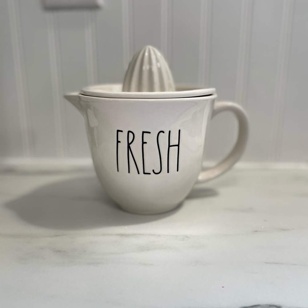 Rae Dunn Fresh Juicer
